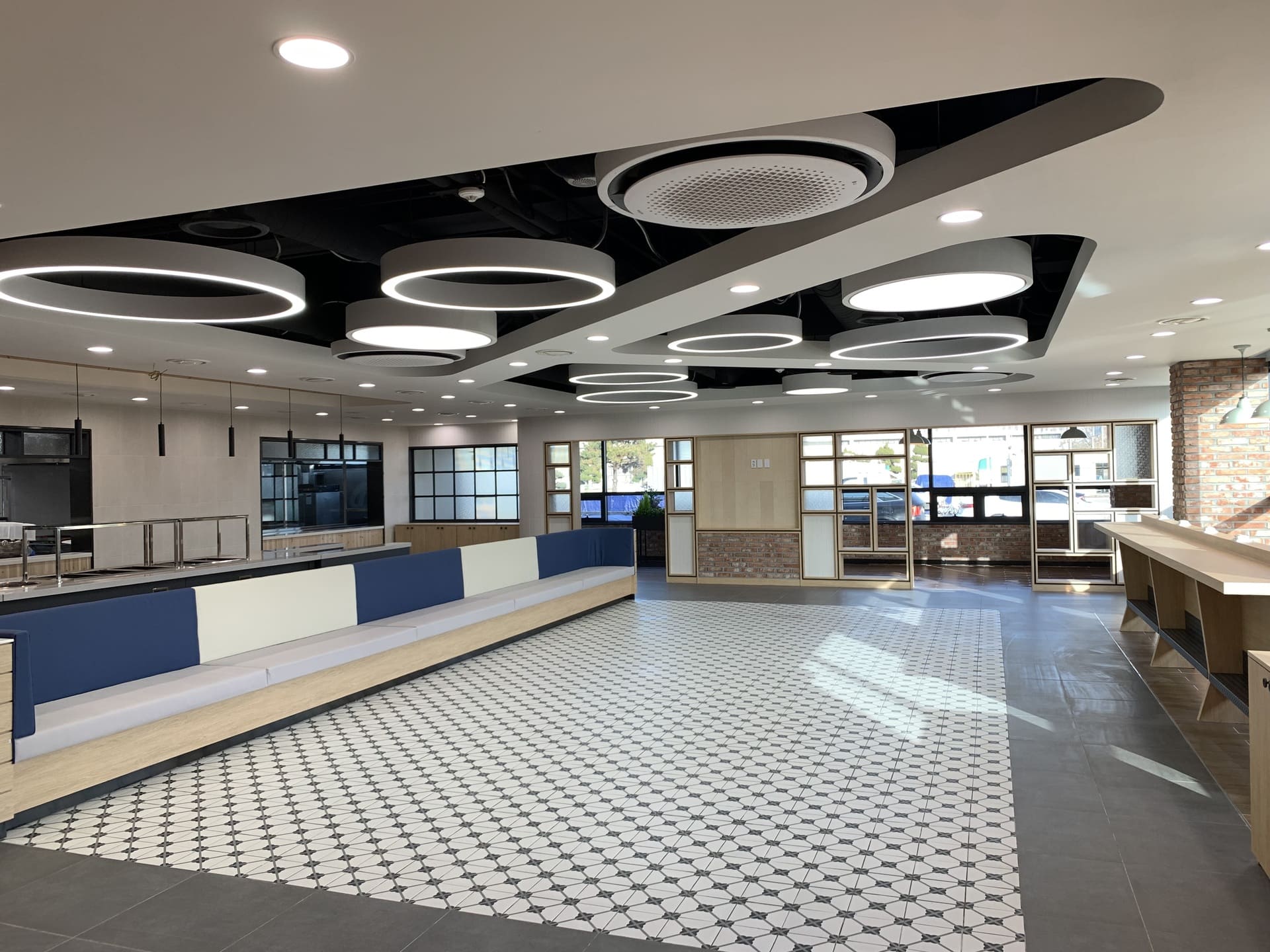 어텀디자인 롯데구내식당1